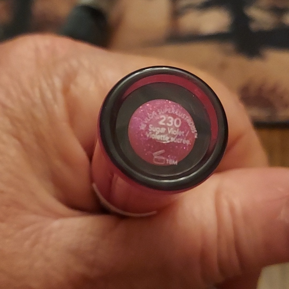 Lot of make up - Picture 5 of 8